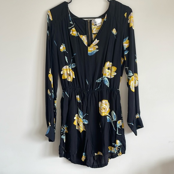 Volcom long sleeve floral romper - Picture 5 of 7